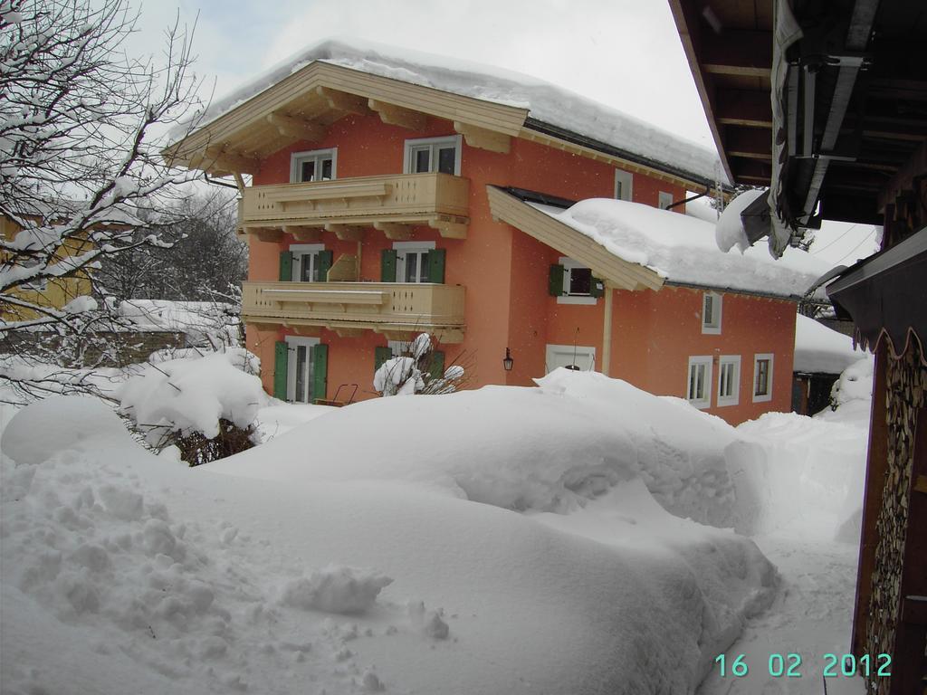 Haus Senoner Bed & Breakfast Кицбюел Екстериор снимка