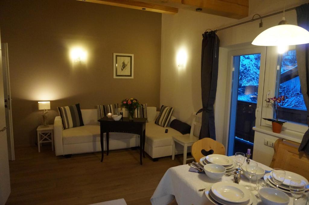 Haus Senoner Bed & Breakfast Кицбюел Стая снимка